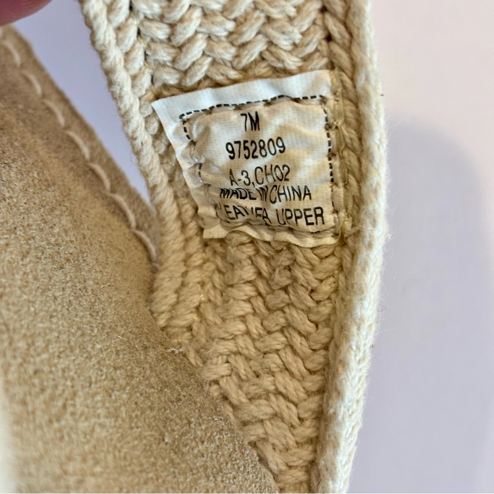 Sperry Top Sider Women's Tan and Cream Thong Sandals SZ 7 - Picture 8 of 8
